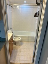 5 Cliff St, Unit 6 in Beverly, MA - Building Photo - Building Photo