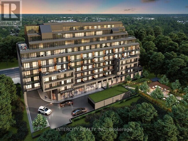 700 Sheppard Ave W in Toronto, ON - Building Photo - Building Photo