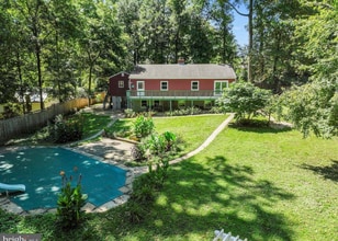 10710 Rosehaven St in Fairfax, VA - Building Photo - Building Photo