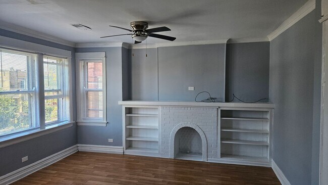 4730 N St Louis Ave in Chicago, IL - Building Photo - Building Photo