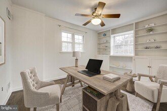 7721 Maryknoll Ave in Bethesda, MD - Building Photo - Building Photo