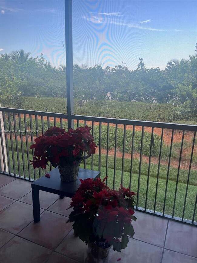 16421 Blatt Blvd in Weston, FL - Building Photo - Building Photo