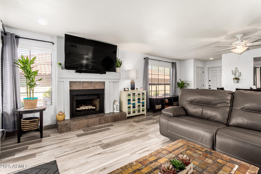 8700 E Mountain View Rd in Scottsdale, AZ - Building Photo