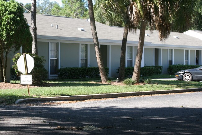 Greenmeadow in Zephyrhills, FL - Foto de edificio - Building Photo