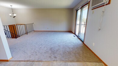 2439 Gall Ave in St. Paul, MN - Building Photo - Building Photo