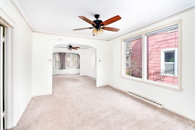 5724 W 8th St in Duluth, MN - Building Photo - Building Photo