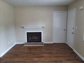 211 Michelle Ave in Elizabethtown, KY - Foto de edificio - Building Photo