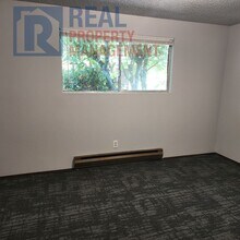 4644 N Pearl St-Unit -Unit 2 in Tacoma, WA - Building Photo - Building Photo