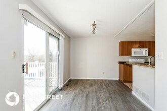 2820 Liberty Landing Ct in Florissant, MO - Building Photo - Building Photo