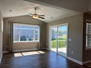 2301 Redmond Ave in Des Moines, IA - Building Photo - Building Photo