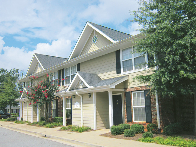 Azalea Place Apartments in Greenville, SC - Building Photo - Building Photo