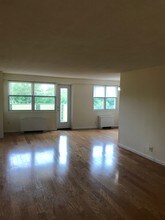 2600 Park Ave, Unit 7J in Bridgeport, CT - Foto de edificio - Building Photo