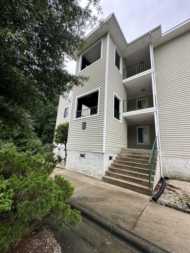 property at 3371 Galleria Dr