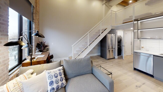 731 N Sangamon St, Unit 1 in Chicago, IL - Building Photo - Building Photo
