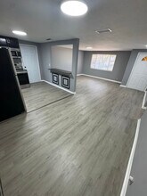 5253 Kylan Dr N in Jacksonville, FL - Building Photo - Building Photo