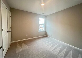 140 Golden Eagle Pkwy in Braselton, GA - Building Photo - Building Photo