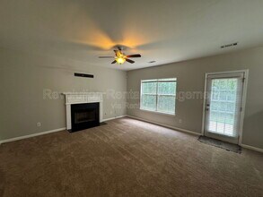 1618 Village Pl Cir NE in Conyers, GA - Building Photo - Building Photo