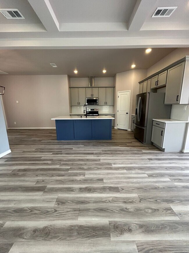 2525 Bob White Dr in Odessa, TX - Building Photo - Building Photo