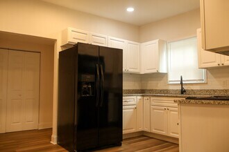 1242 26th St in Newport News, VA - Building Photo - Building Photo