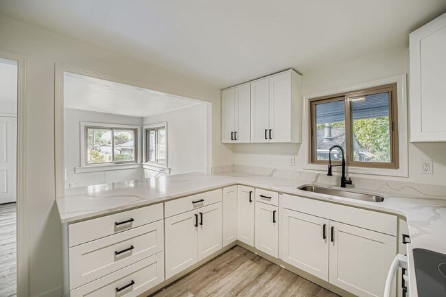 property at 10454 8th Ave S