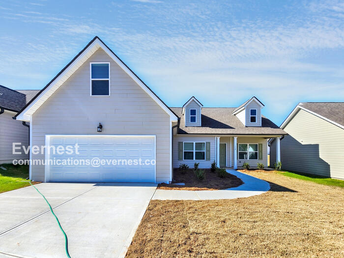 110 Culver St in Jackson, GA - Building Photo