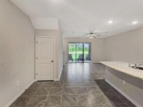 17688 Crescent Moon Lp in Lakewood Ranch, FL - Building Photo - Building Photo