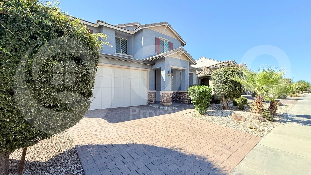 8815 W Marshall Ave in Glendale, AZ - Building Photo