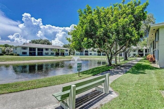 1801 Sabal Ridge Ct in Palm Beach Gardens, FL - Building Photo - Building Photo