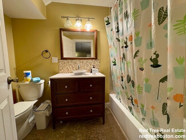 property at 11 Babcock St