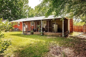 455 Lansdowne Rd in Fayetteville, NC - Building Photo - Building Photo