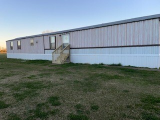 property at 1512 Yaupon Ln