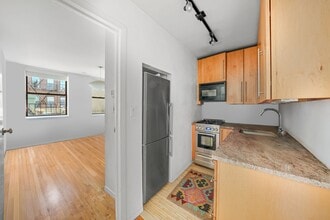 507 E 12th St in New York, NY - Building Photo - Building Photo