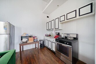 5 Delavan St in Brooklyn, NY - Building Photo - Building Photo