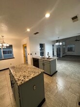 2404 S Fresno Ave in Stockton, CA - Building Photo - Building Photo