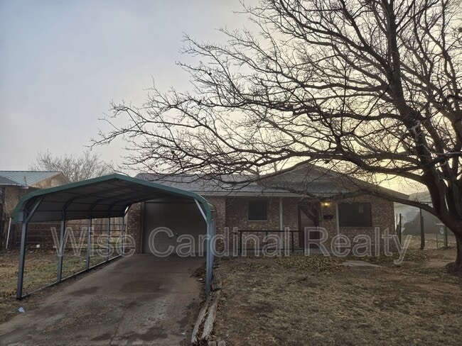 property at 1717 Ave I