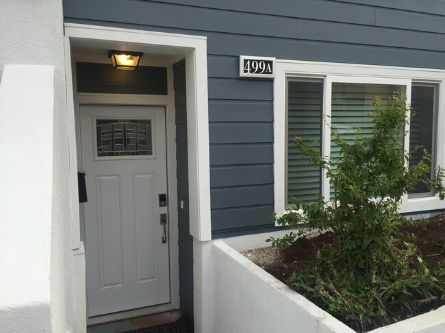 499 Evergreen Ave in Daly City, CA - Foto de edificio - Building Photo