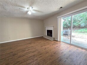 227 Quail Run in Roswell, GA - Building Photo - Building Photo