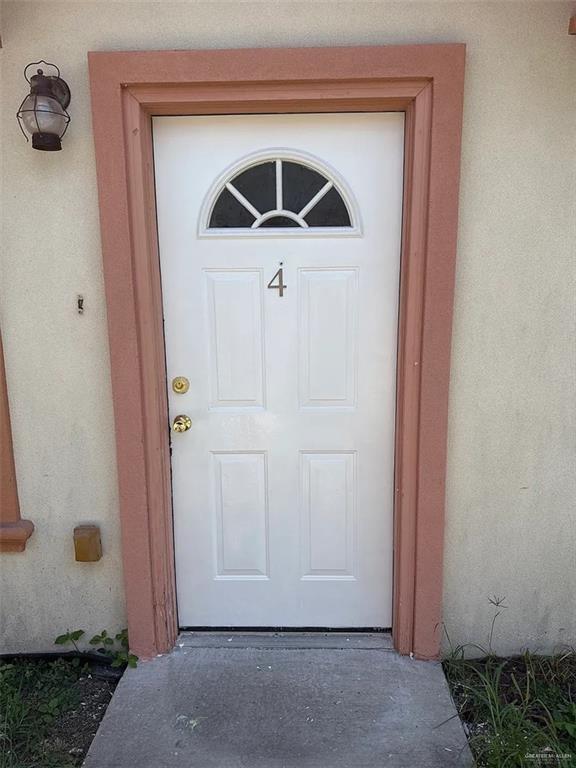 9 West Dr in Pharr, TX - Foto de edificio - Building Photo