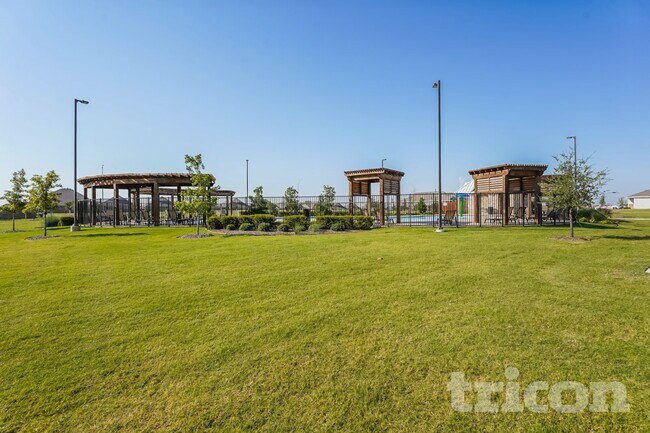 2744 Serenity Grv Ln in Fort Worth, TX - Building Photo - Building Photo