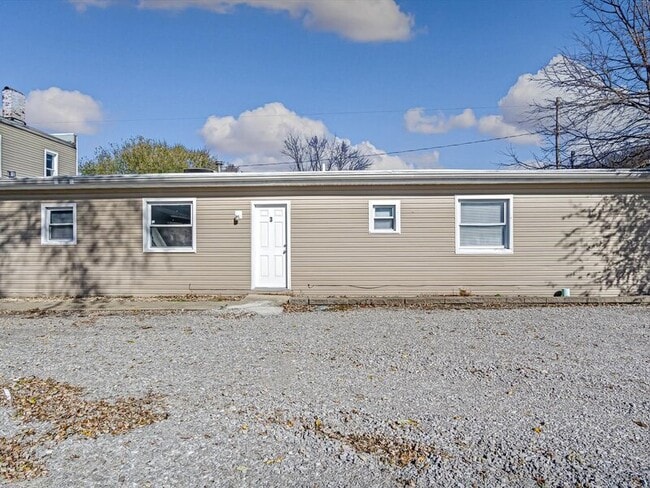 116 N Long St in Caseyville, IL - Building Photo - Building Photo