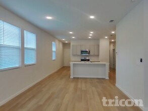 14881 Praline Ct in Jacksonville, FL - Foto de edificio - Building Photo