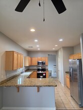 15710 N 172nd Ln in Surprise, AZ - Foto de edificio - Building Photo