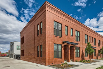 965 33rd St in Denver, CO - Building Photo - Building Photo