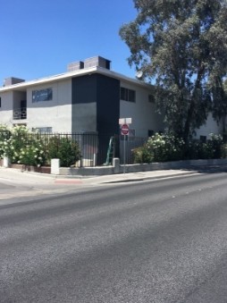 Sunrise Apartments in Las Vegas, NV - Building Photo