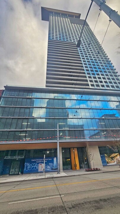 300 Virginia St in Seattle, WA - Building Photo