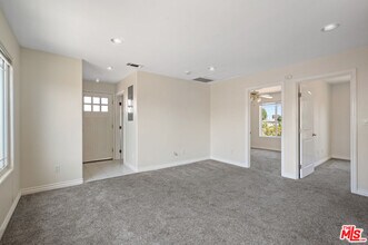 1565 W 218th St in Torrance, CA - Building Photo - Building Photo