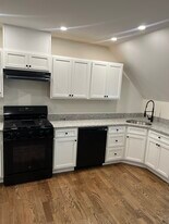 470 Howard Ave in New Haven, CT - Building Photo