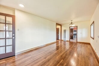 204 San Pedro Ave in Pacifica, CA - Building Photo - Building Photo
