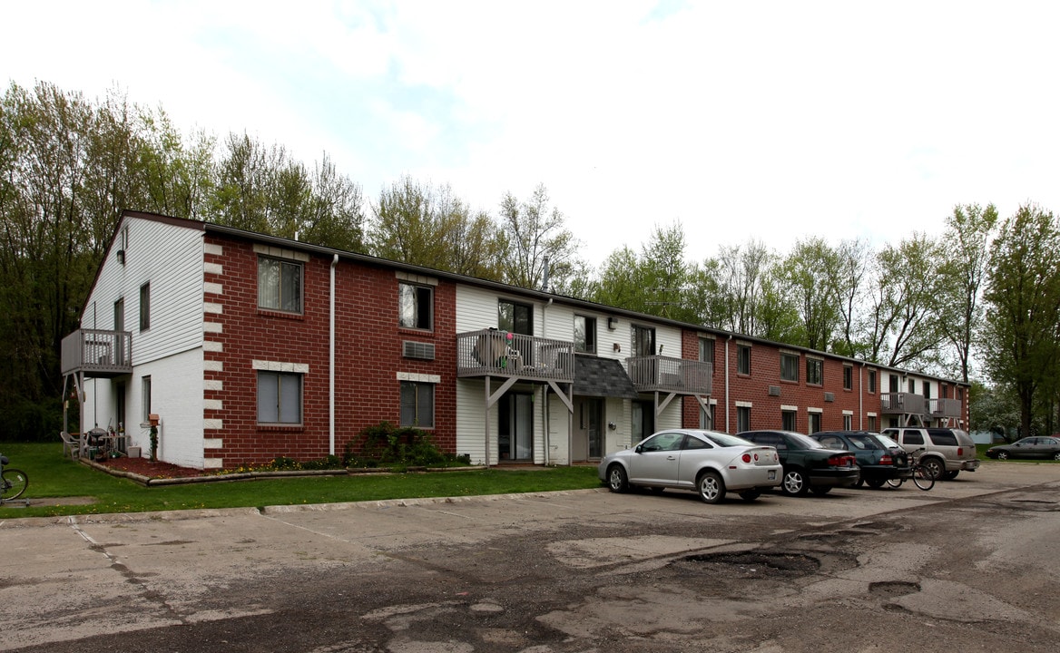 Orwell Village Apartments in Orwell, OH - Foto de edificio