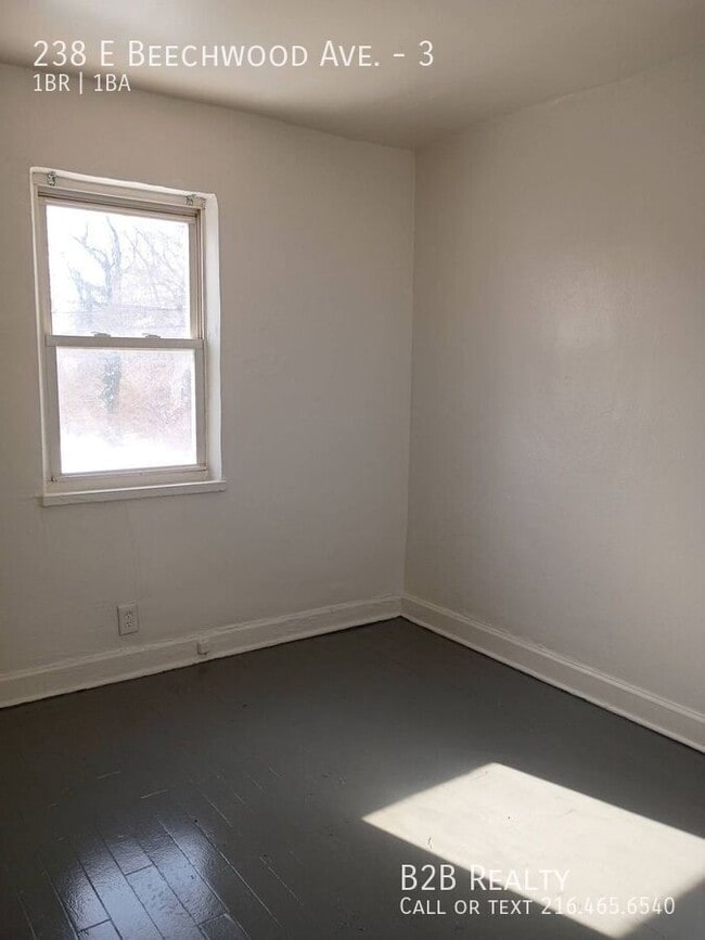 238 E Beechwood Ave in Dayton, OH - Building Photo - Building Photo